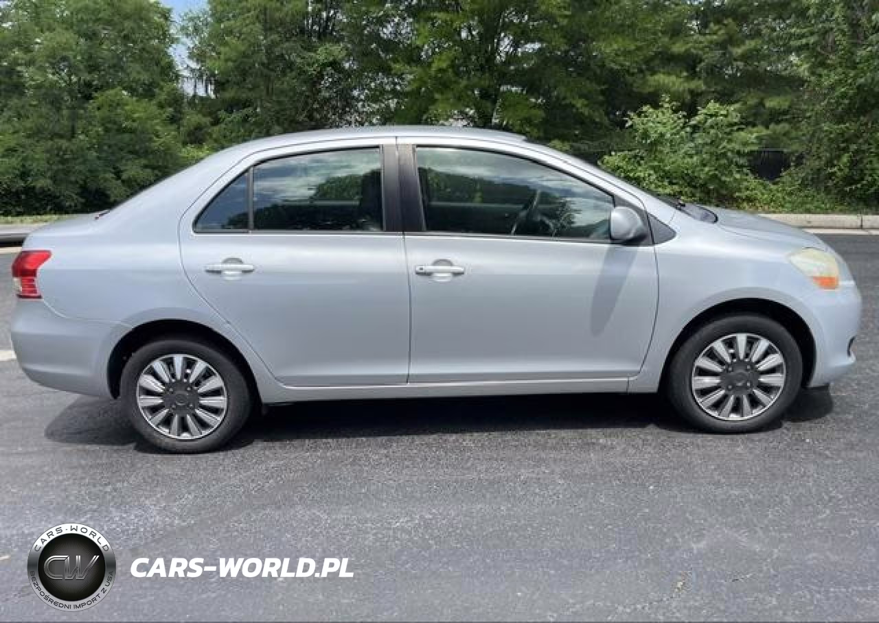 2010 Toyota Yaris VIN:JTDBT4K31A1357522 - 11
