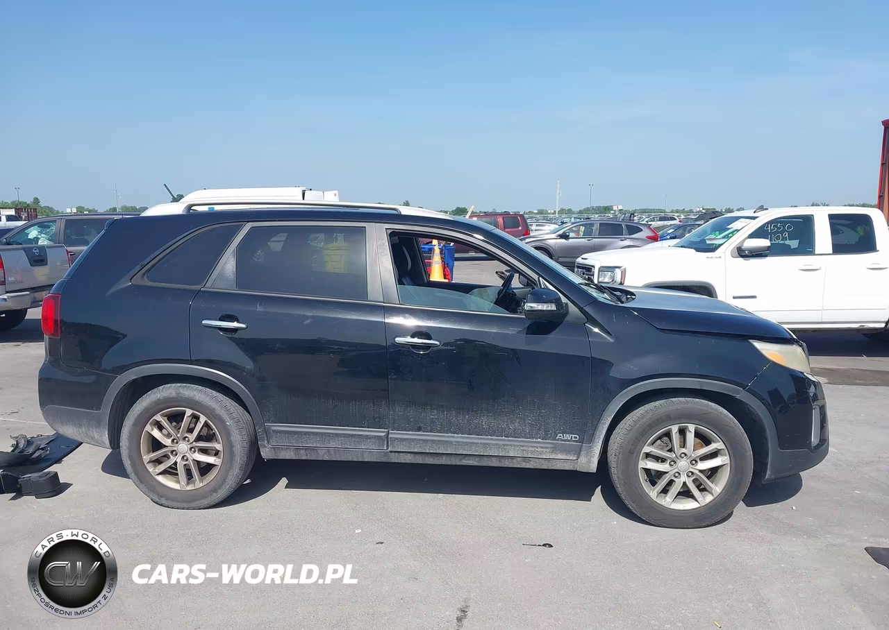 2015 Kia Sorento Lx VIN:5XYKTCA69FG653613 - 14