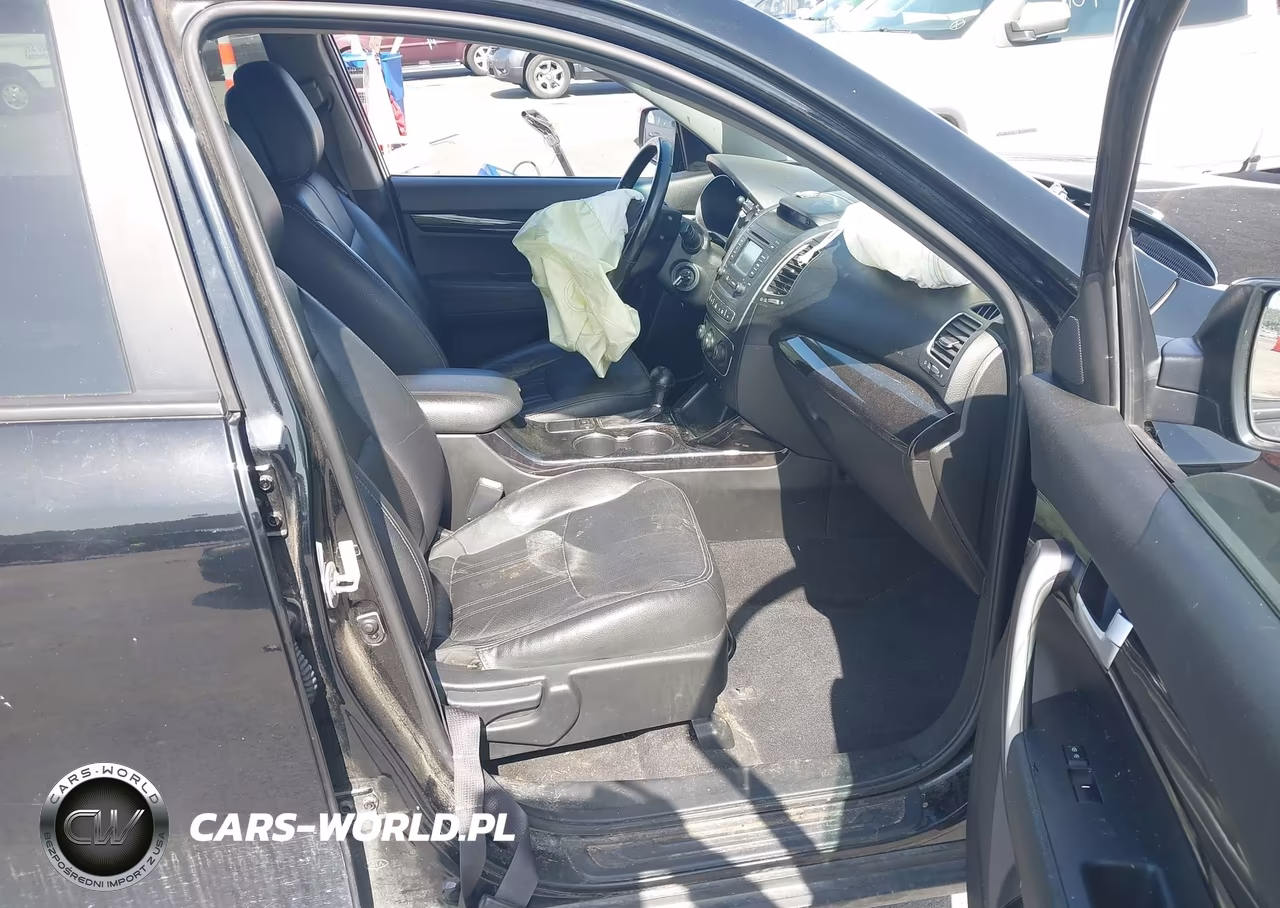2015 Kia Sorento Lx VIN:5XYKTCA69FG653613 - 5