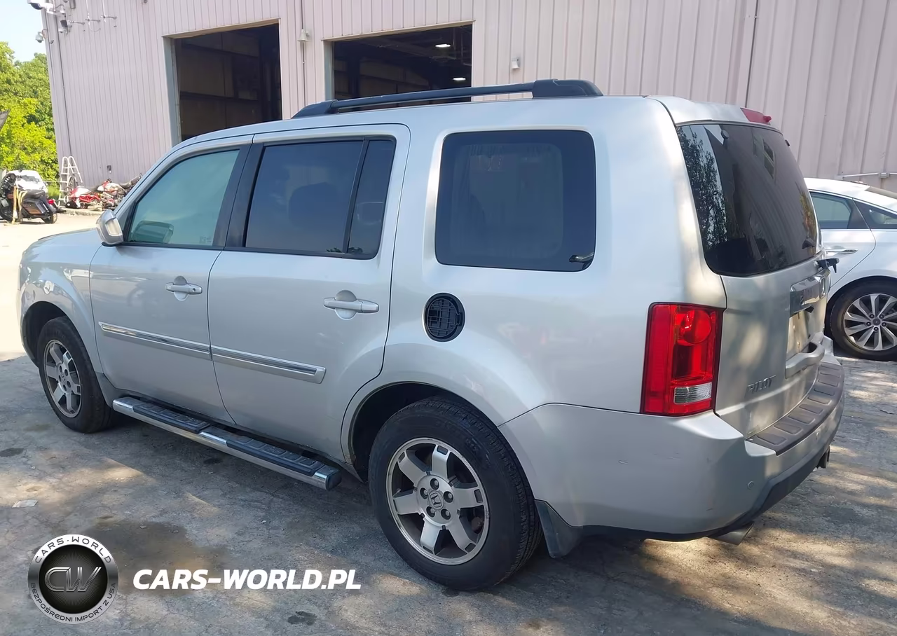 2009 Honda Pilot Touring VIN:5FNYF48979B014150 - 3
