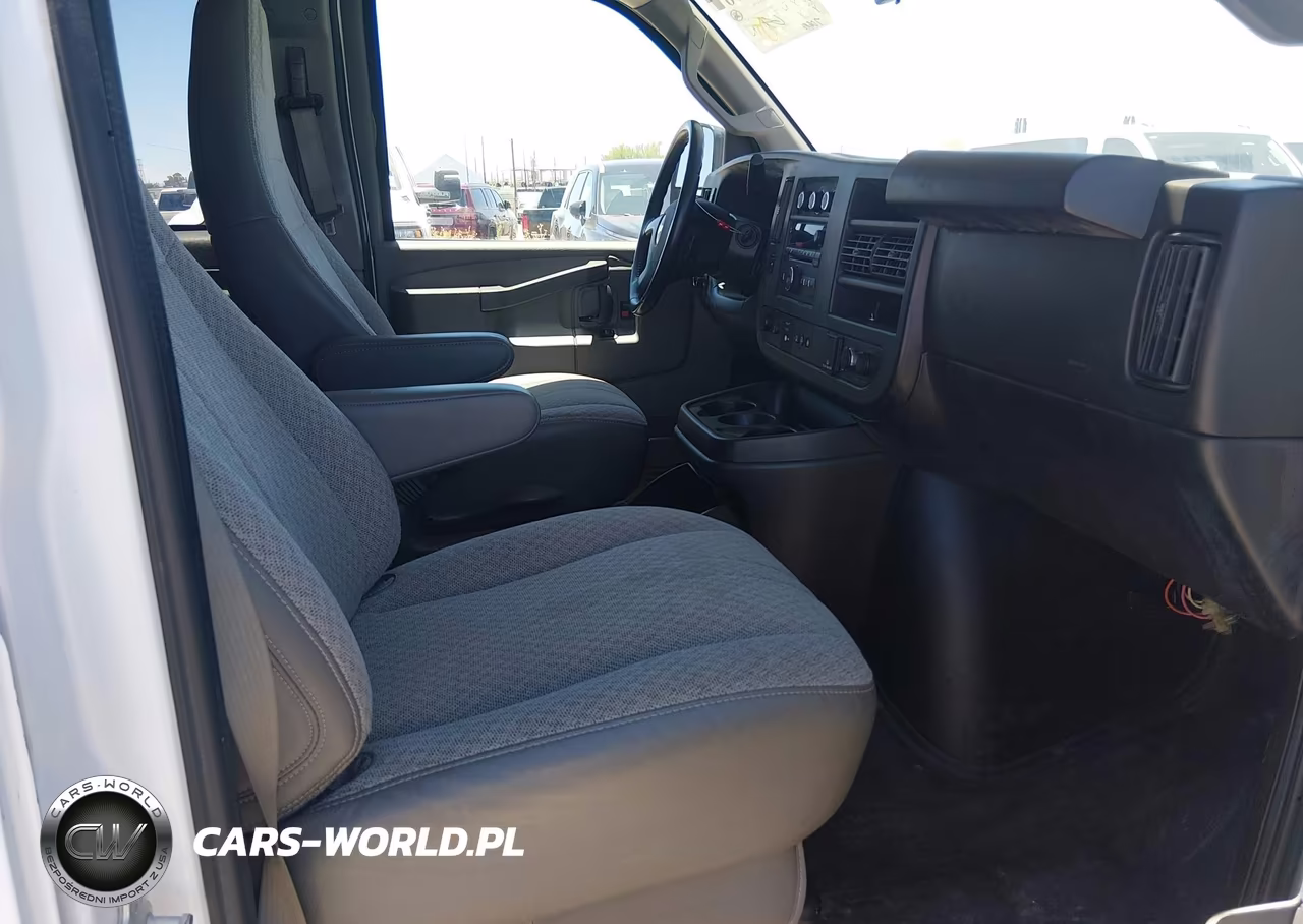 2019 Chevrolet Express 3500 Ls VIN:1GAZGNFG0K1323491 - 5