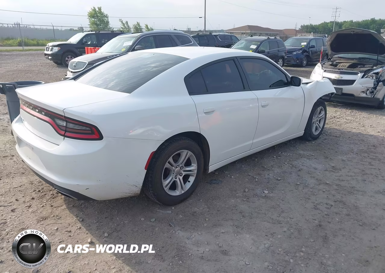 2016 Dodge Charger Se VIN:2C3CDXBG4GH129695 - 4