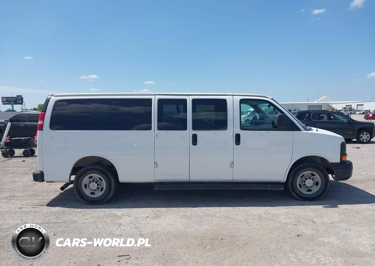 2016 Chevrolet Express 3500 Ls VIN:1GAZGNFG9G1176899 - 13