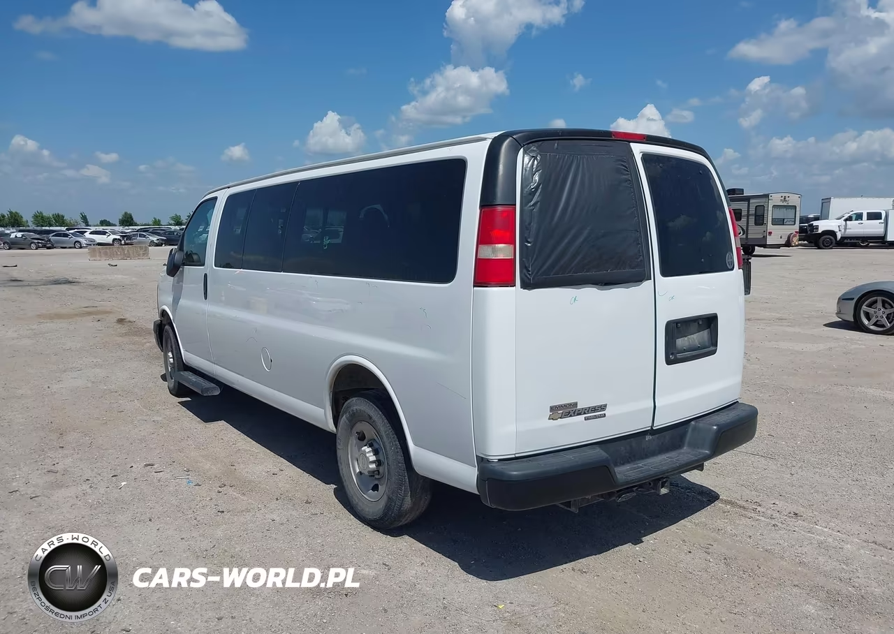 2016 Chevrolet Express 3500 Ls VIN:1GAZGNFG9G1176899 - 3