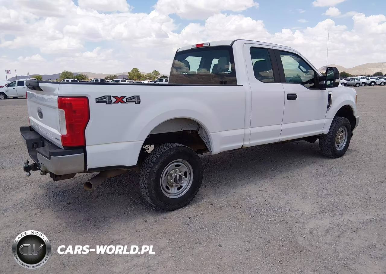 2017 Ford F-250 Lariat-Xl-Xlt VIN:1FT7X2B62HED28462 - 4
