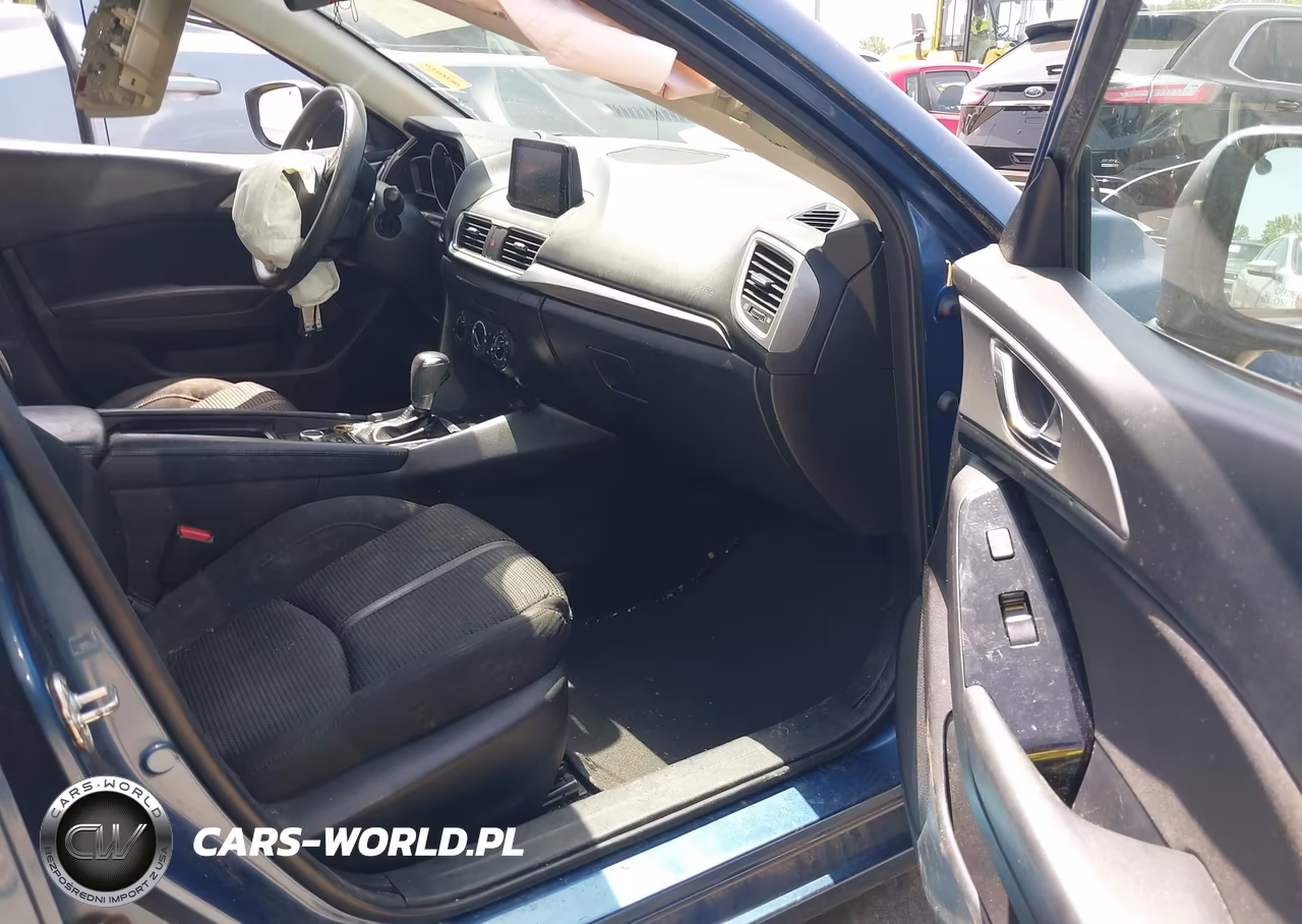 2018 Mazda Mazda3 Sport VIN:3MZBN1U71JM247871 - 5