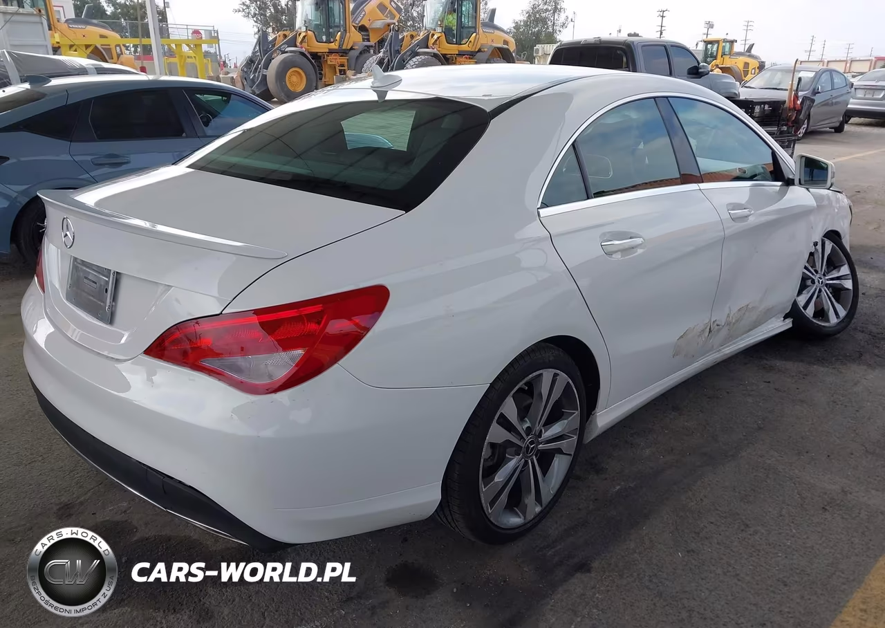 2019 Mercedes-Benz Cla 250 VIN:WDDSJ4EB3KN753086 - 4