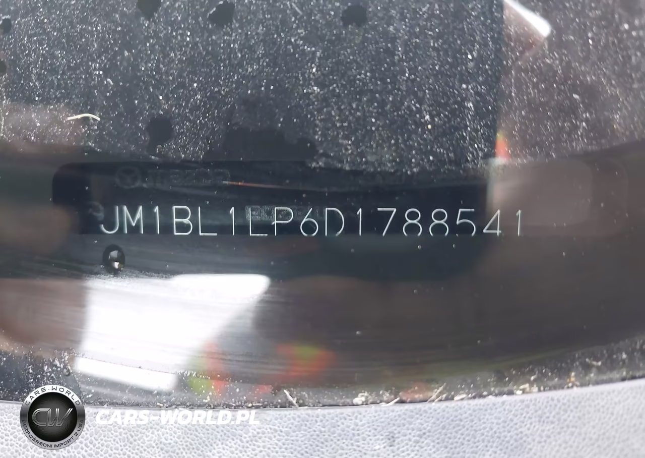 2013 Mazda Mazda3 I Touring VIN:JM1BL1LP6D1788541 - 9