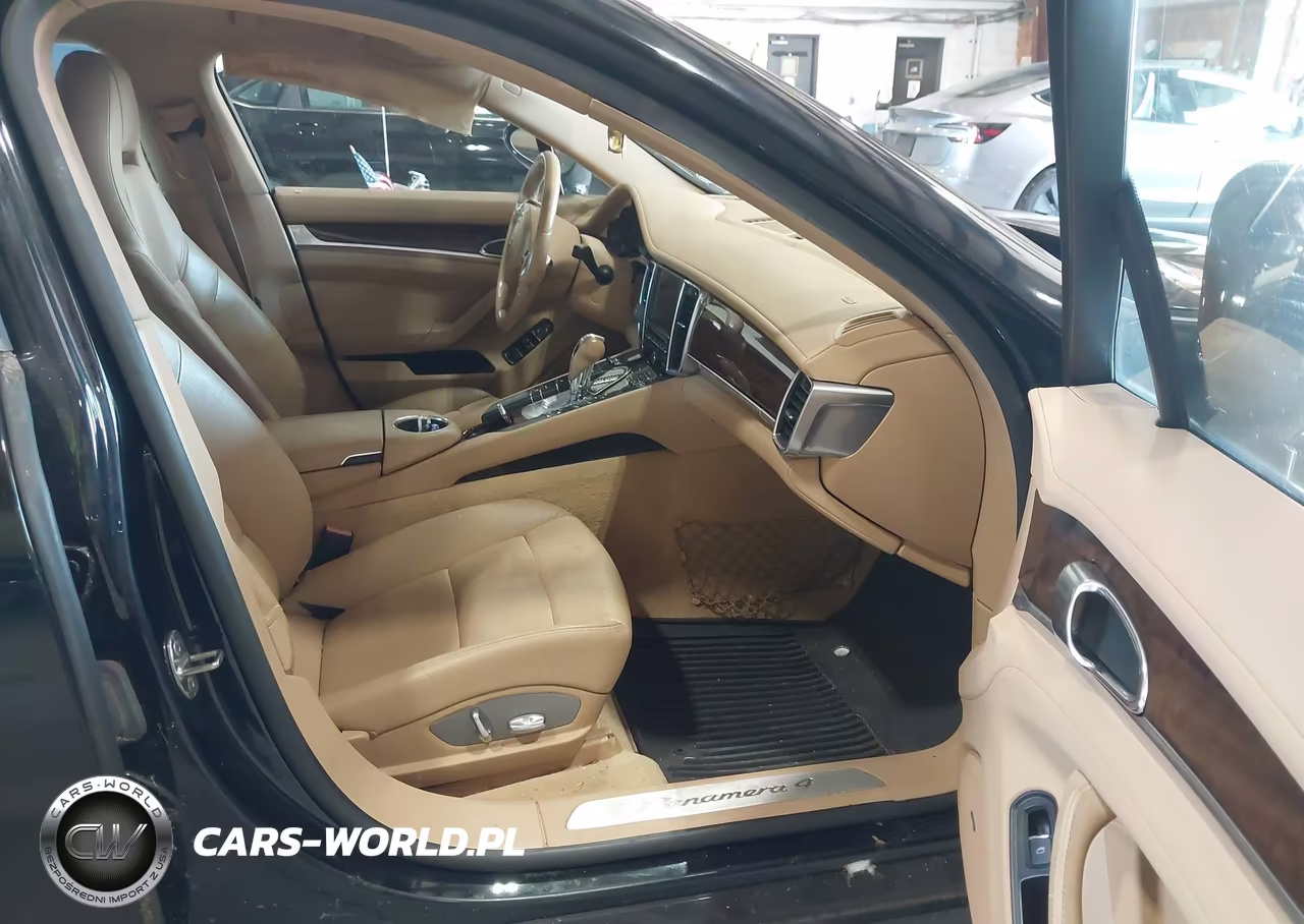 2011 Porsche Panamera 2-4 VIN:WP0AA2A74BL010623 - 5