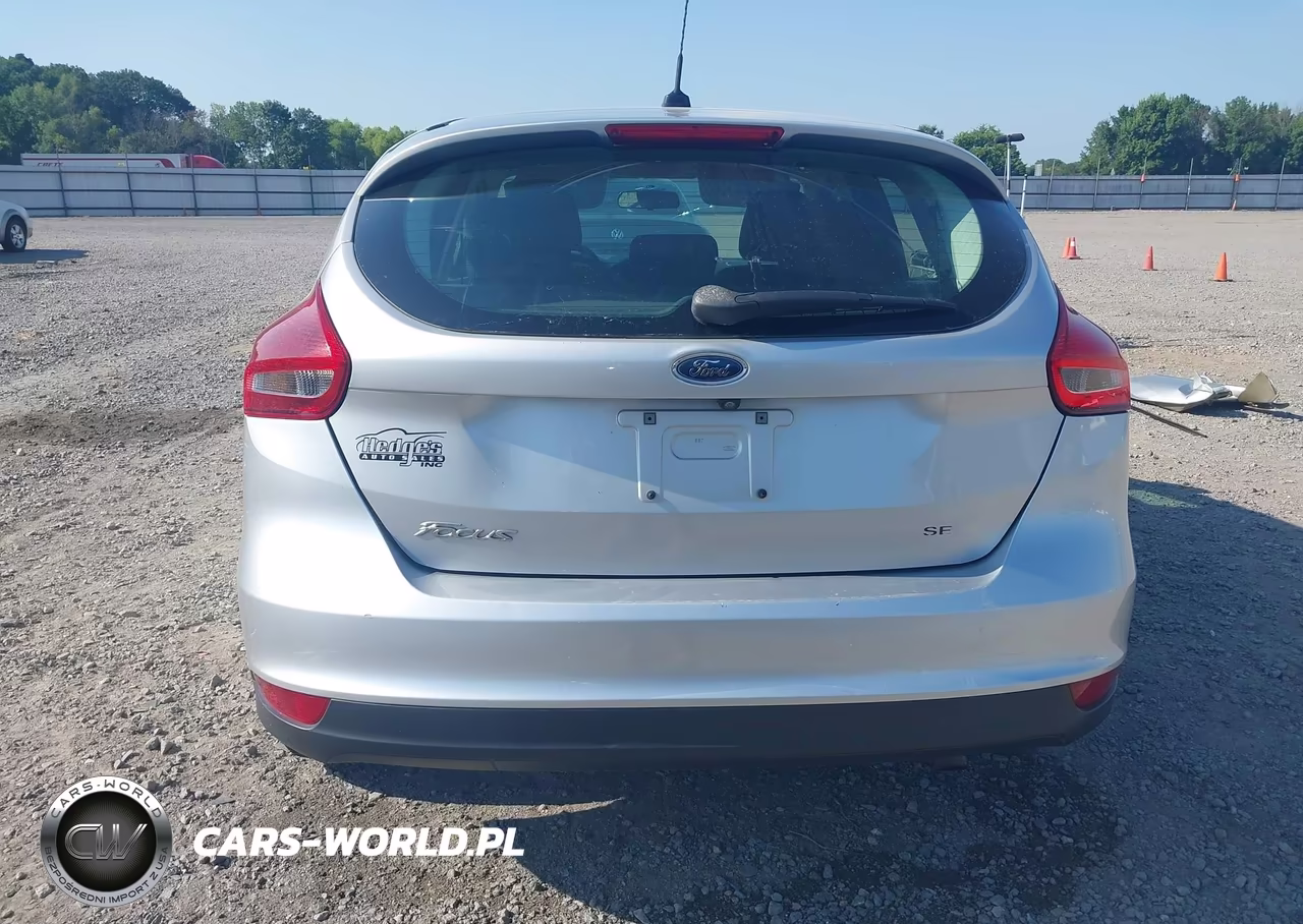 2017 Ford Focus Se VIN:1FADP3K24HL224773 - 17