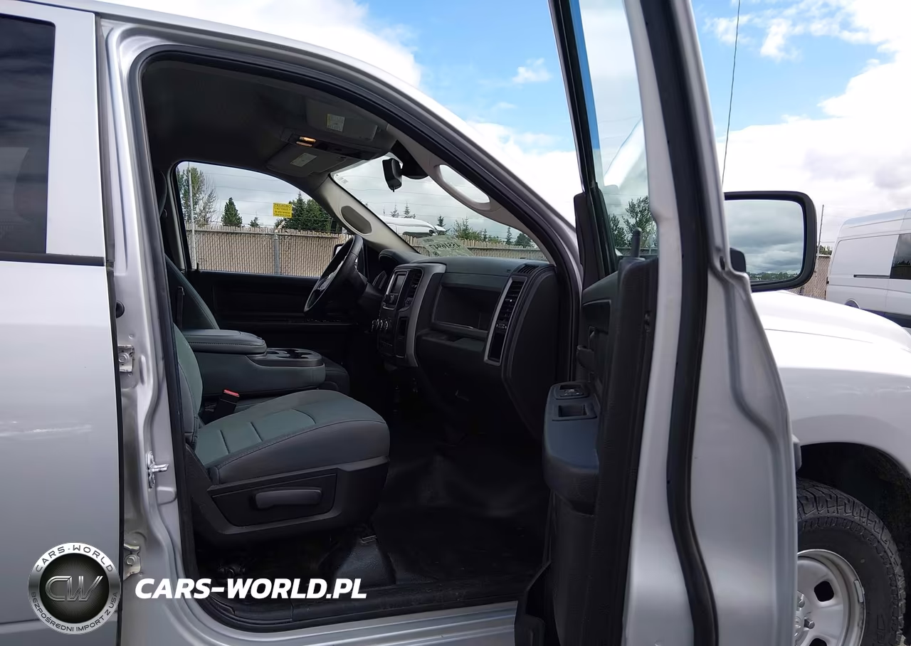 2016 Ram 1500 Tradesman VIN:1C6RR7FG1GS395998 - 5