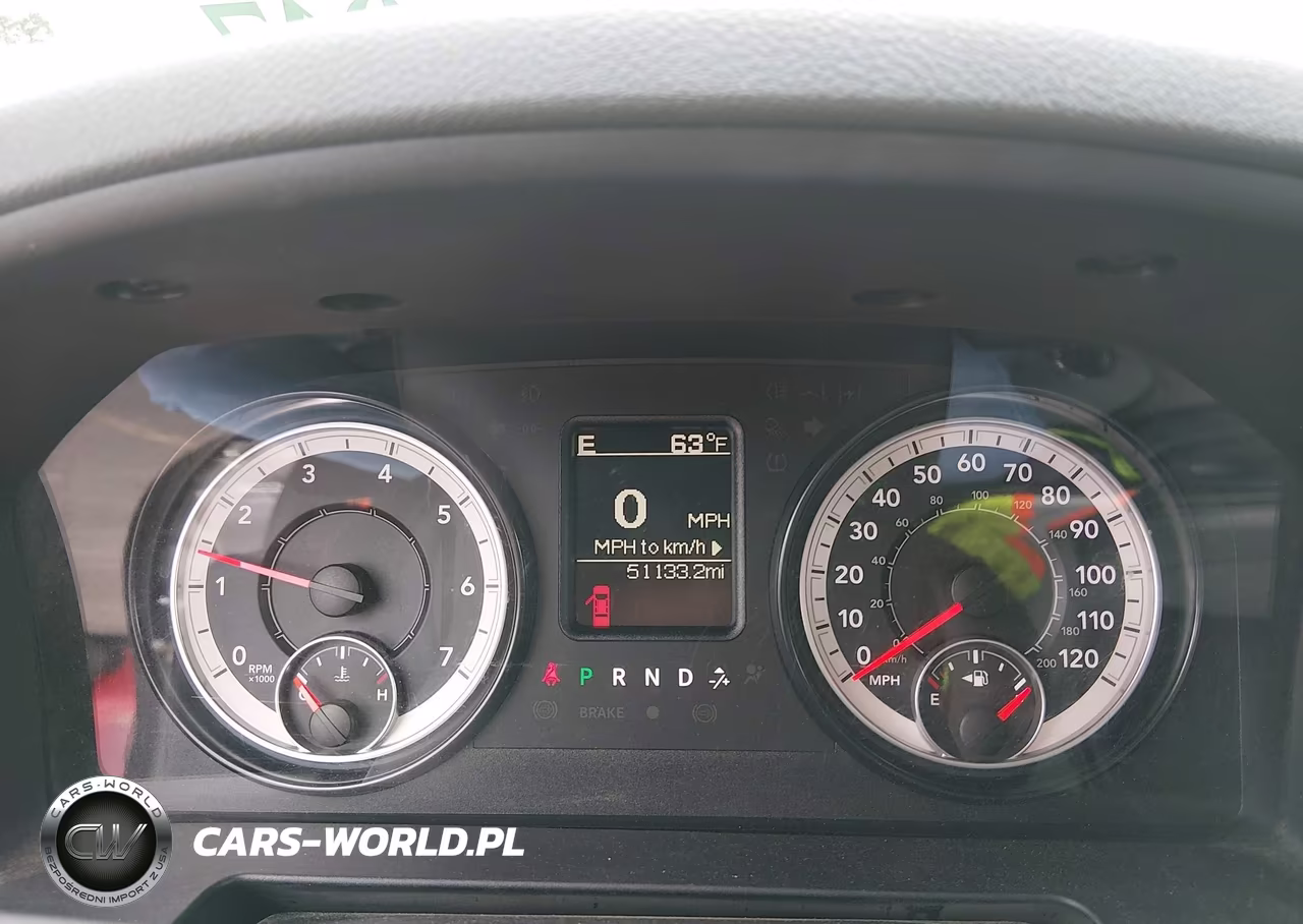 2016 Ram 1500 Tradesman VIN:1C6RR7FG1GS395998 - 7