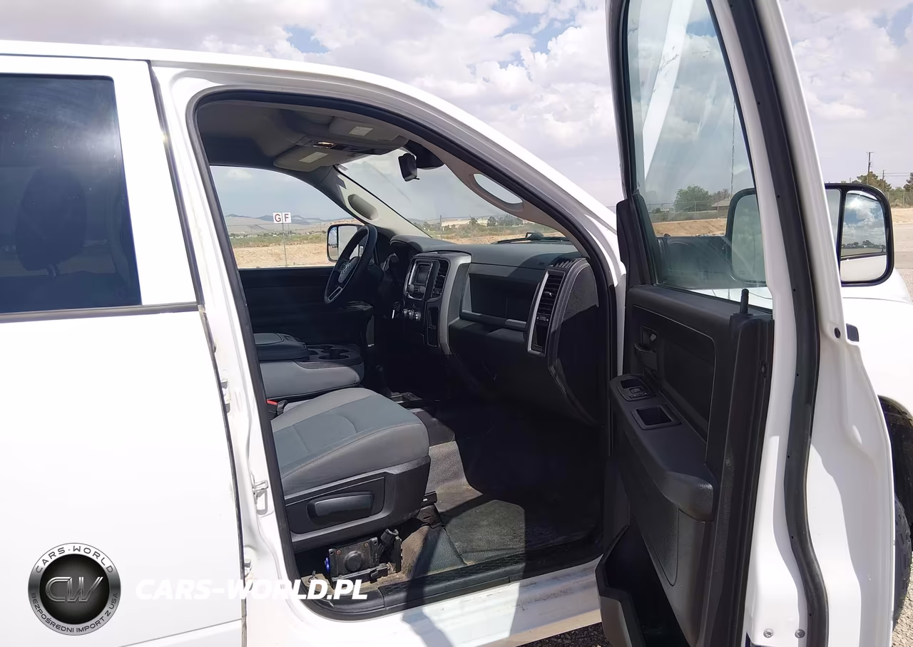 2016 Ram 3500 Tradesman VIN:3C63R3GT3GG335190 - 5