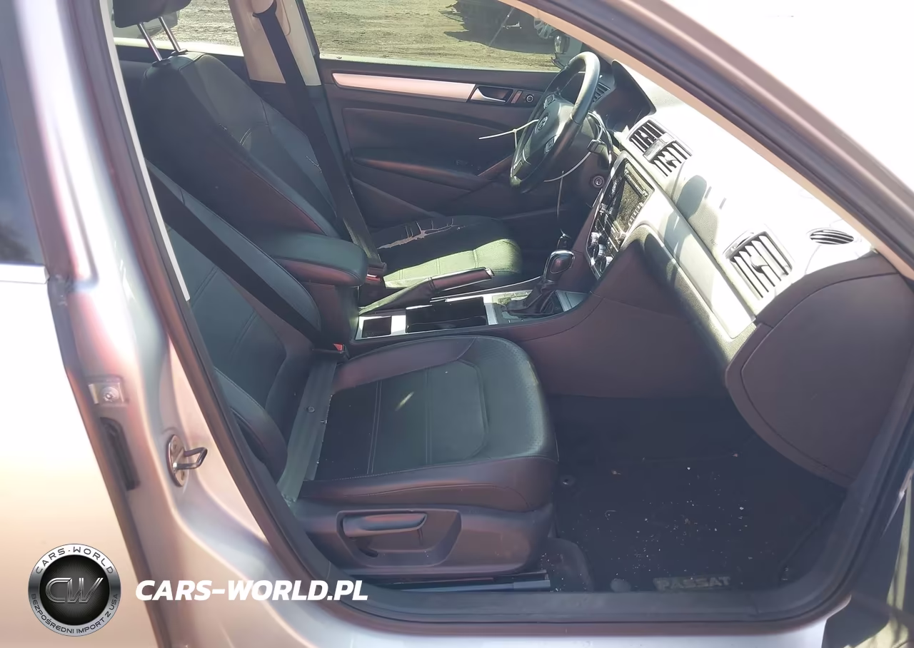2012 Volkswagen Passat 2.5L Se VIN:1VWBP7A32CC074400 - 5