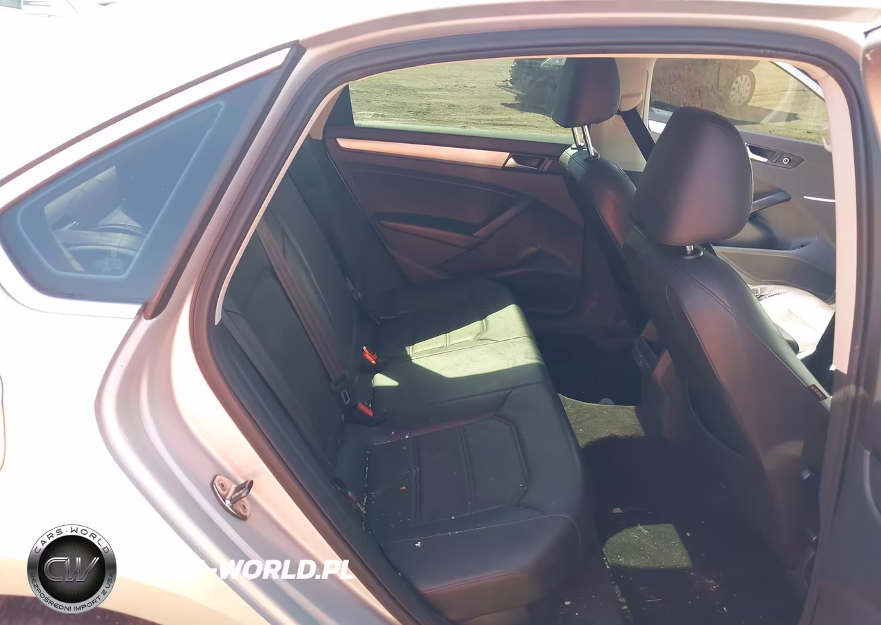 2012 Volkswagen Passat 2.5L Se VIN:1VWBP7A32CC074400 - 8