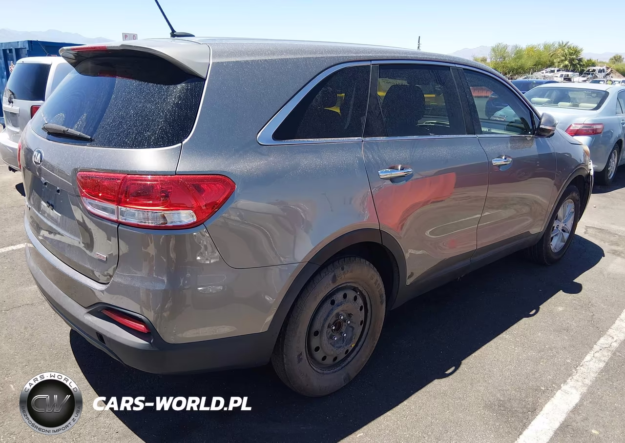 2016 Kia Sorento 2.4L L VIN:5XYPG4A34GG186589 - 4