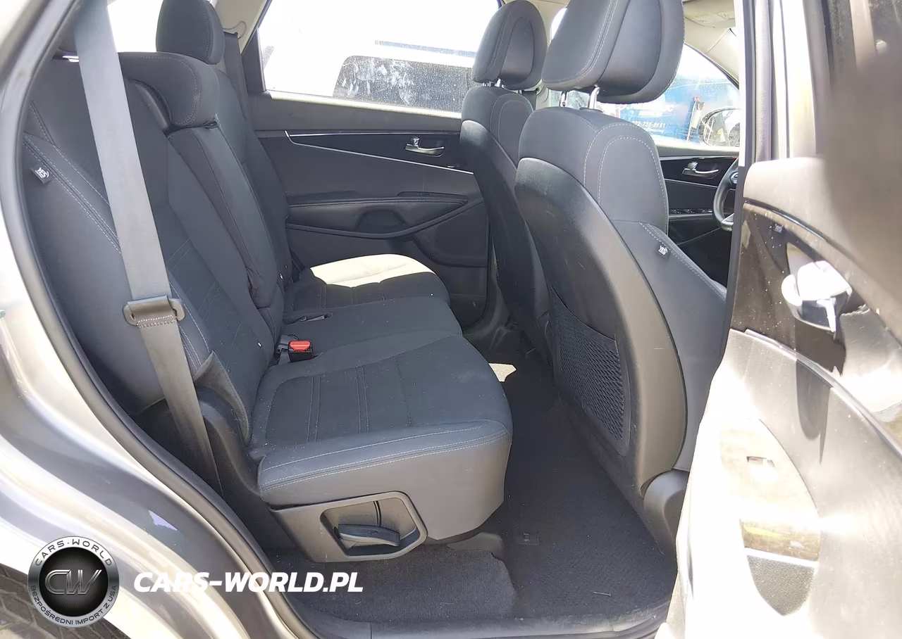 2016 Kia Sorento 2.4L L VIN:5XYPG4A34GG186589 - 8