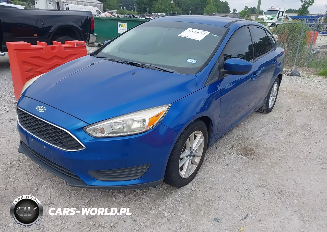 2018 Ford Focus Se VIN:1FADP3F27JL304973 - 6
