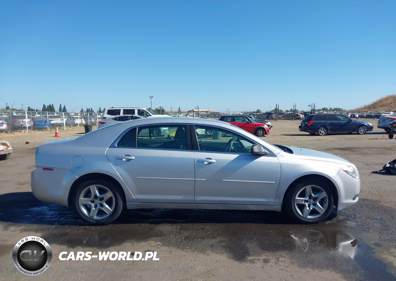 2011 Chevrolet Malibu Ls VIN:1G1ZA5E12BF137971 - 13