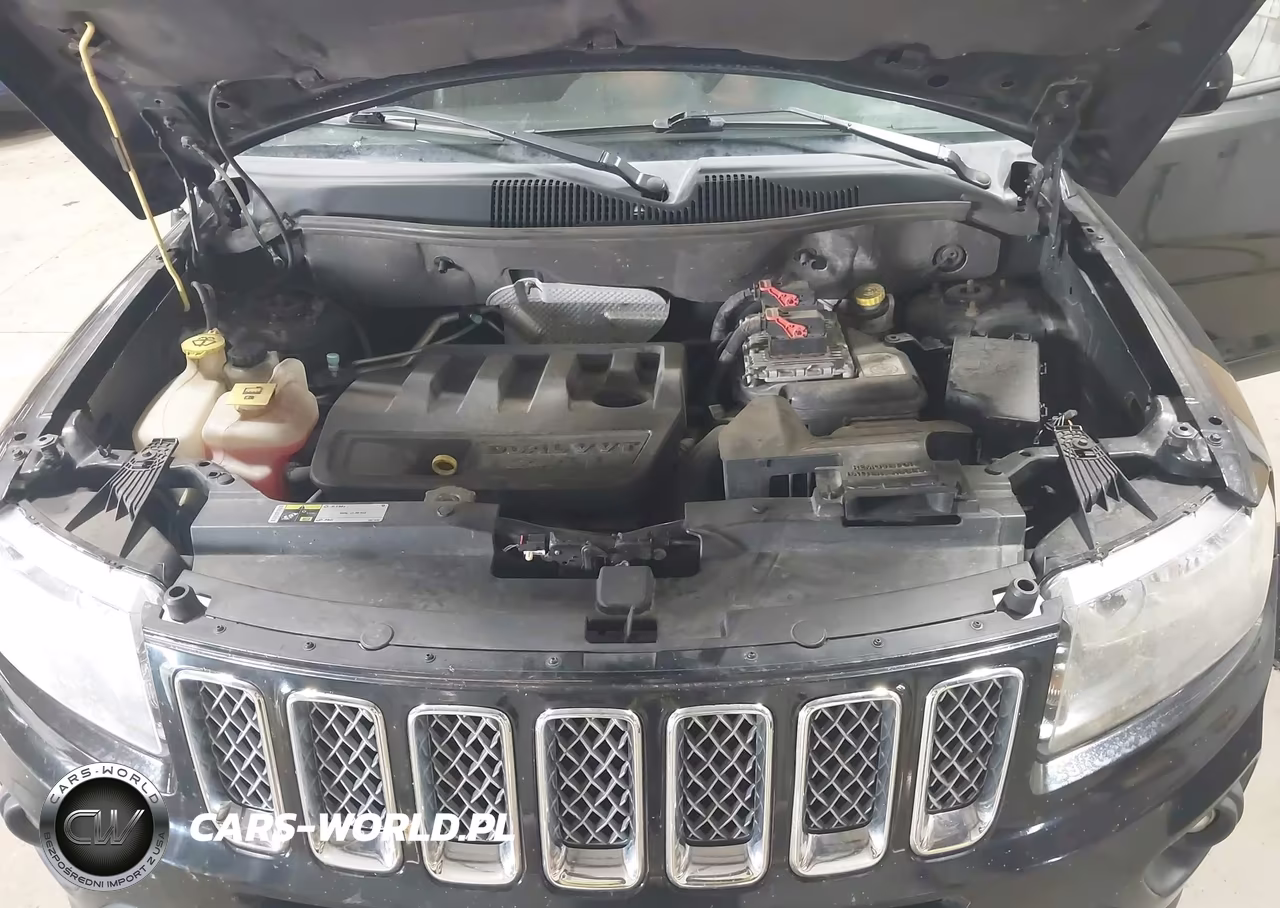 2014 Jeep Compass Latitude VIN:1C4NJDEB0ED528822 - 10