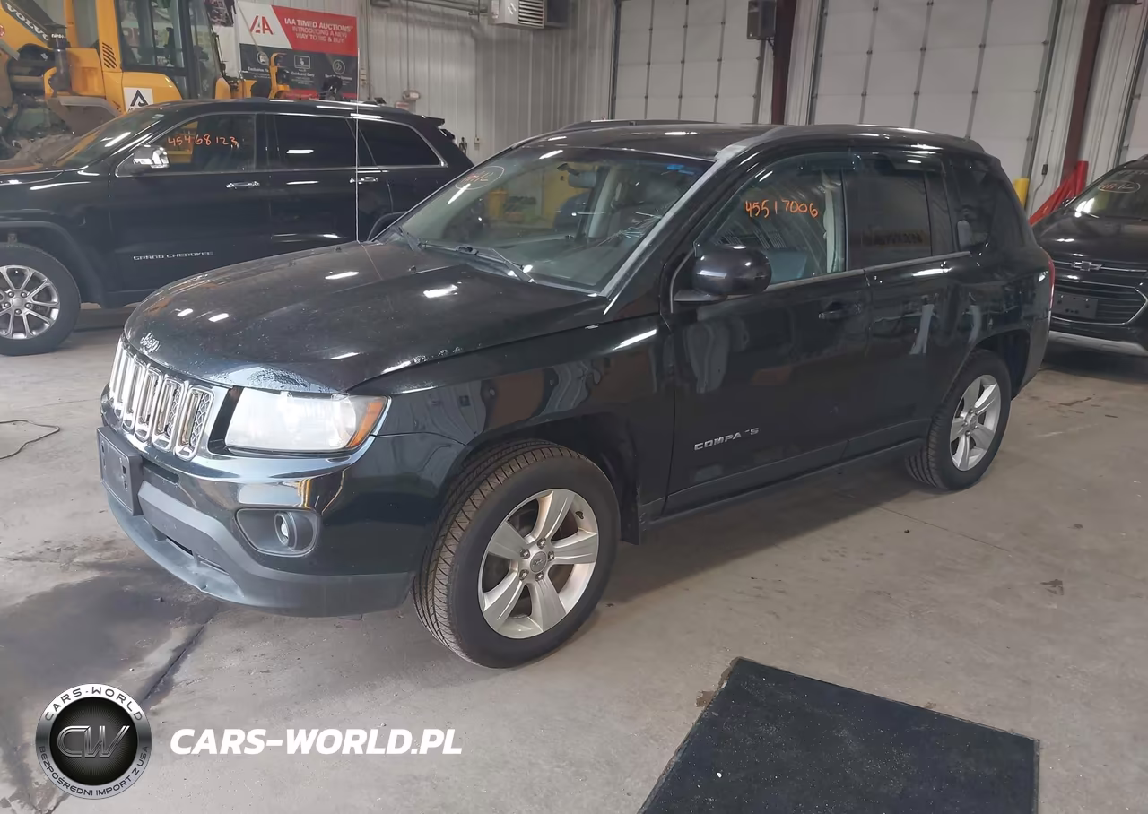 2014 Jeep Compass Latitude VIN:1C4NJDEB0ED528822 - 2