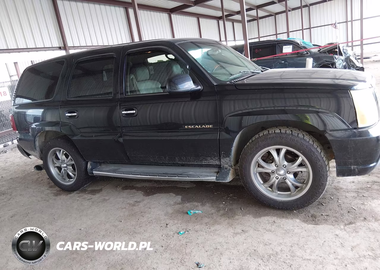 2002 Cadillac Escalade Standard VIN:1GYEC63T82R104332 - 13