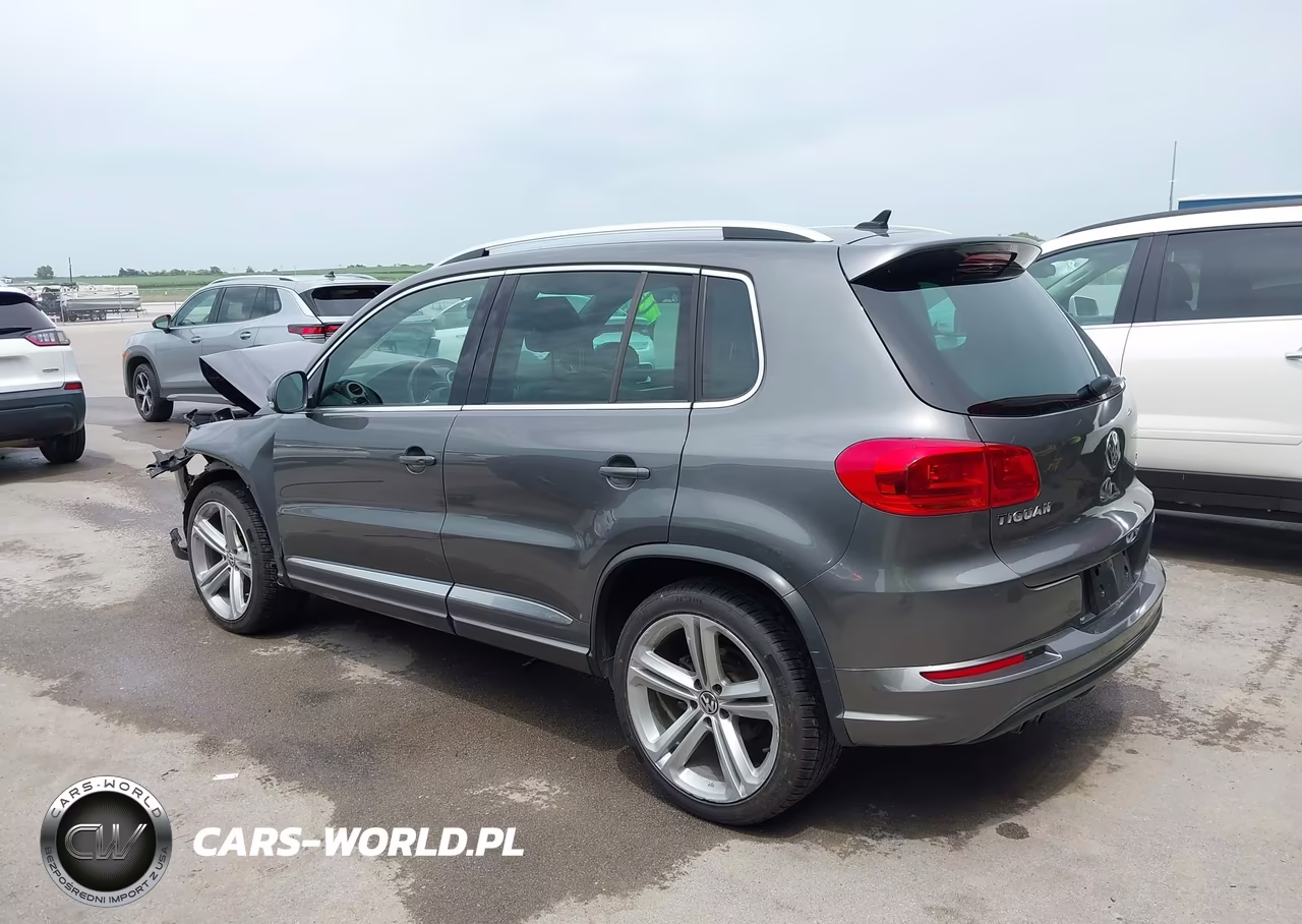 2016 Volkswagen Tiguan R-Line VIN:WVGBV7AX9GW052647 - 14