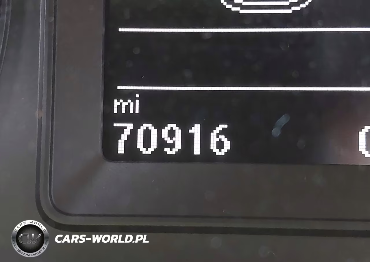 2016 Volkswagen Tiguan R-Line VIN:WVGBV7AX9GW052647 - 15