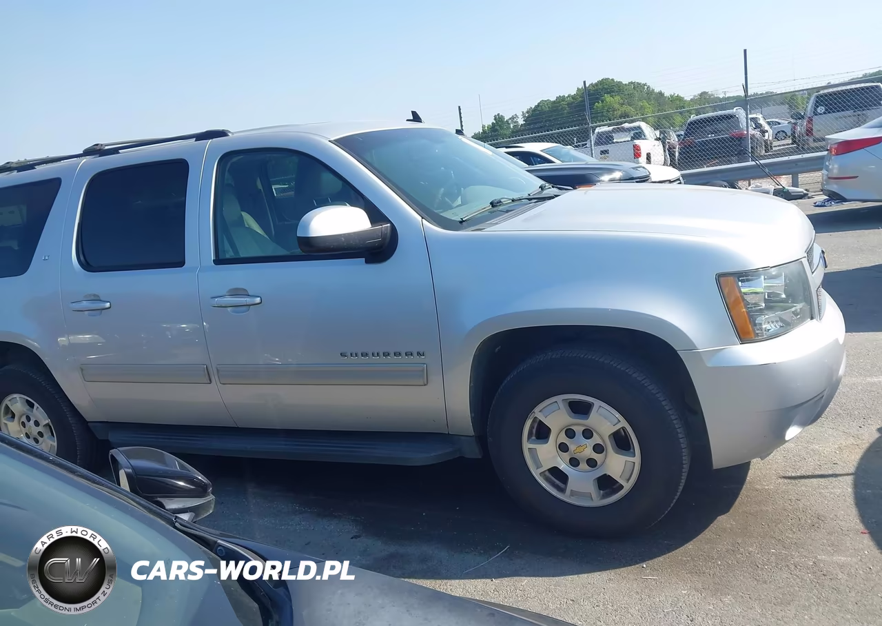 2014 Chevrolet Suburban Lt VIN:1GNSCJE05ER219674 - 13