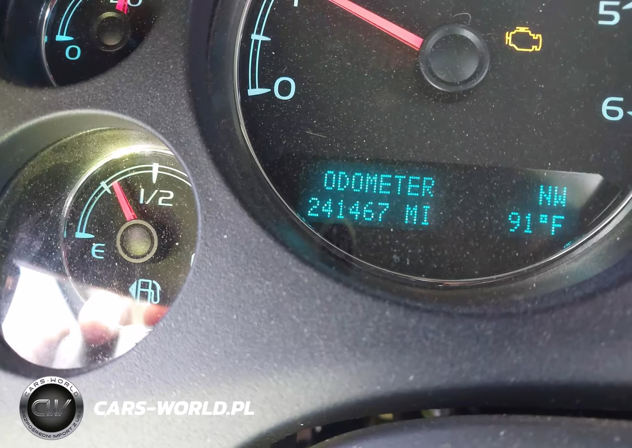 2014 Chevrolet Suburban Lt VIN:1GNSCJE05ER219674 - 15