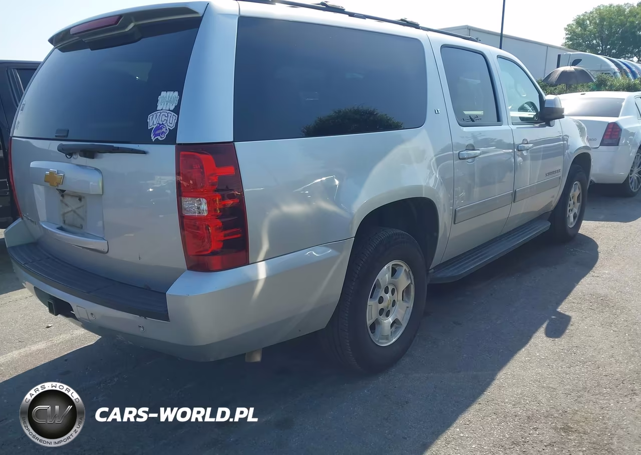 2014 Chevrolet Suburban Lt VIN:1GNSCJE05ER219674 - 4
