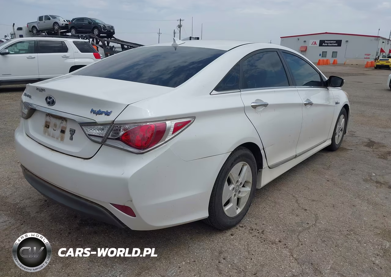 2012 Hyundai Sonata Hybrid VIN:KMHEC4A48CA058454 - 4
