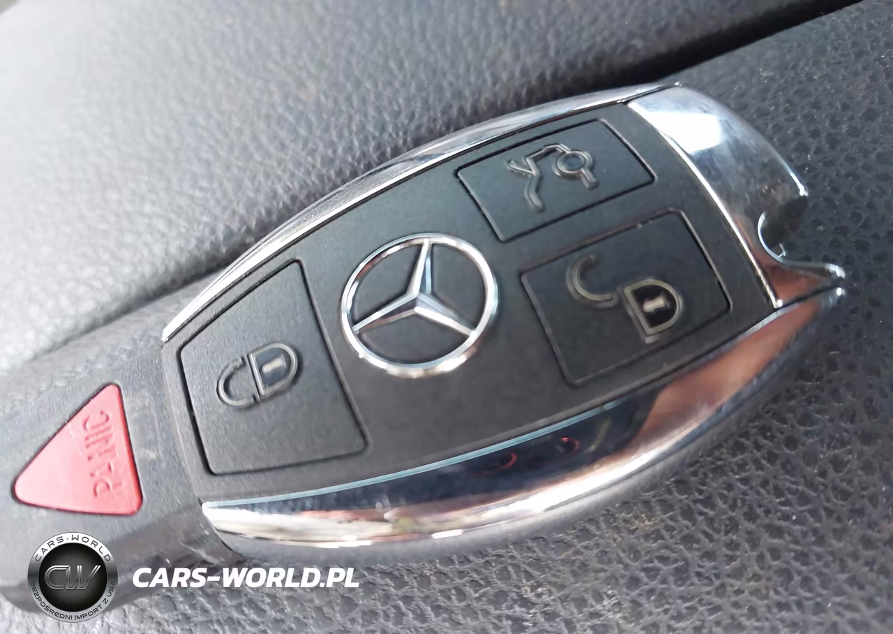2009 Mercedes-Benz C 63 Amg VIN:WDDGF77X49F225384 - 11