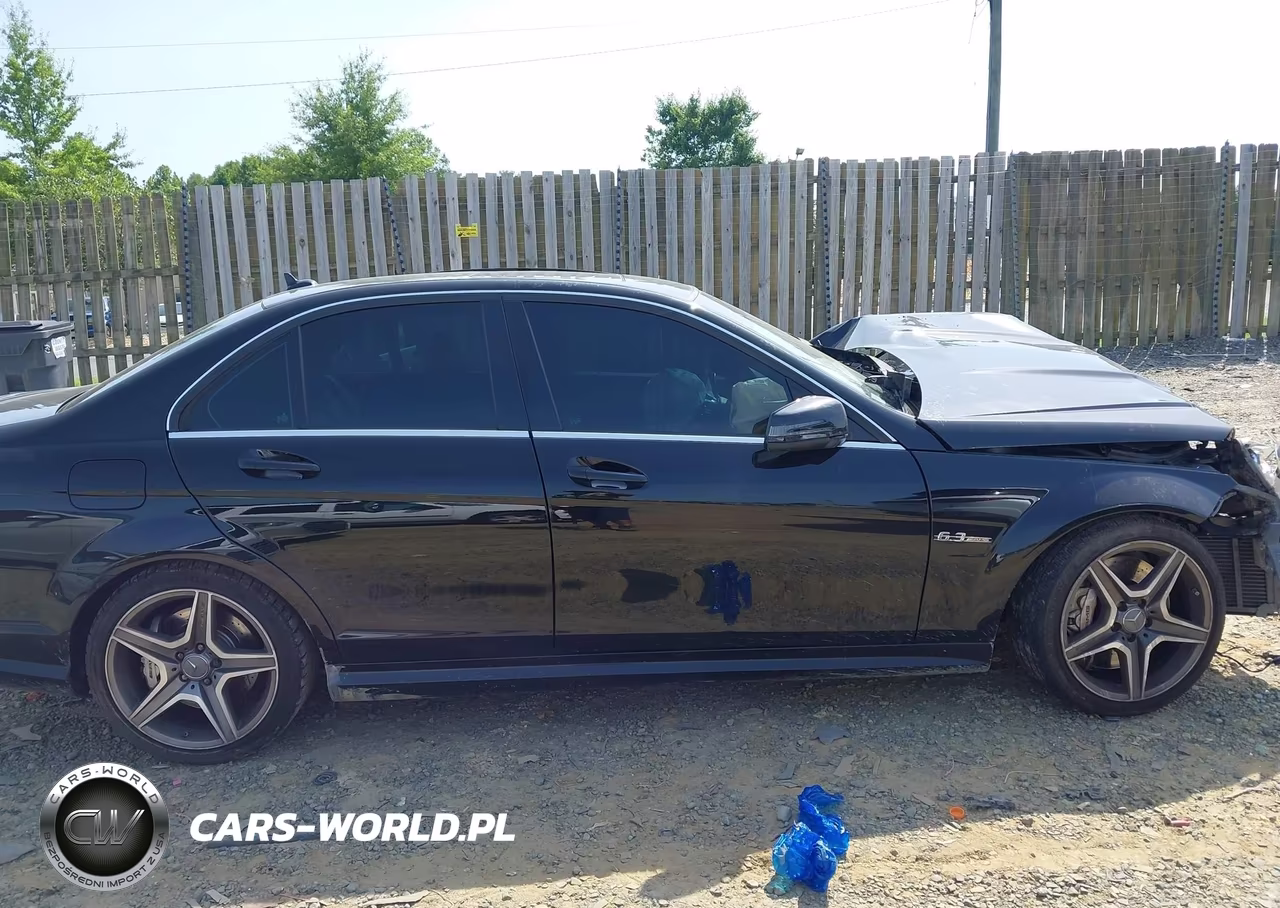 2009 Mercedes-Benz C 63 Amg VIN:WDDGF77X49F225384 - 14