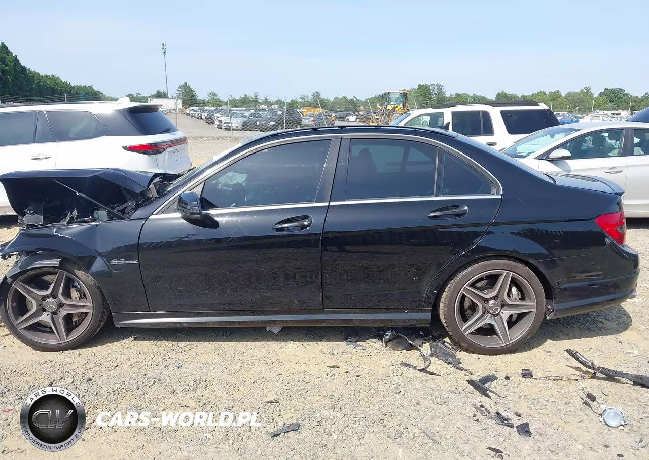 2009 Mercedes-Benz C 63 Amg VIN:WDDGF77X49F225384 - 15