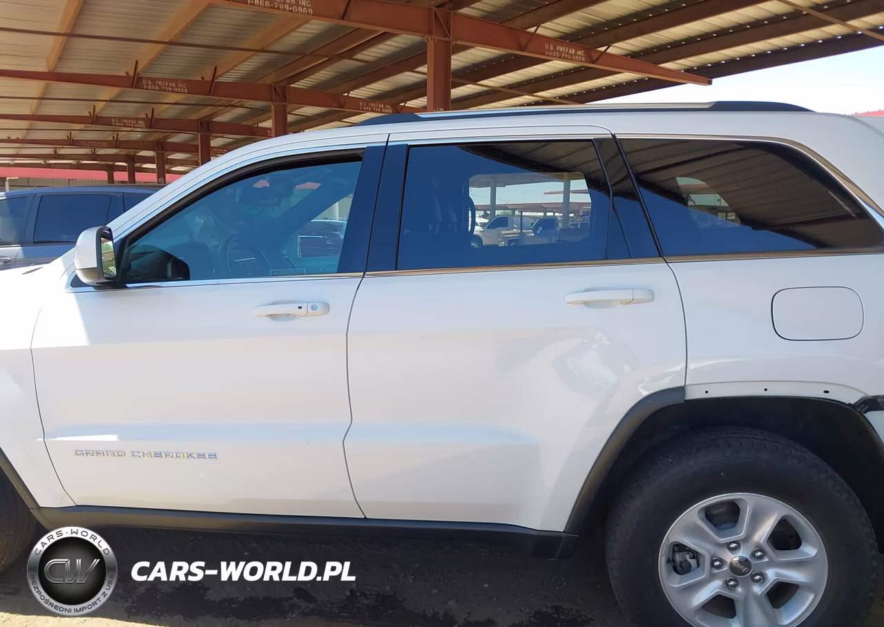 2016 Jeep Grand Cherokee Laredo VIN:1C4RJFAG3GC384982 - 15