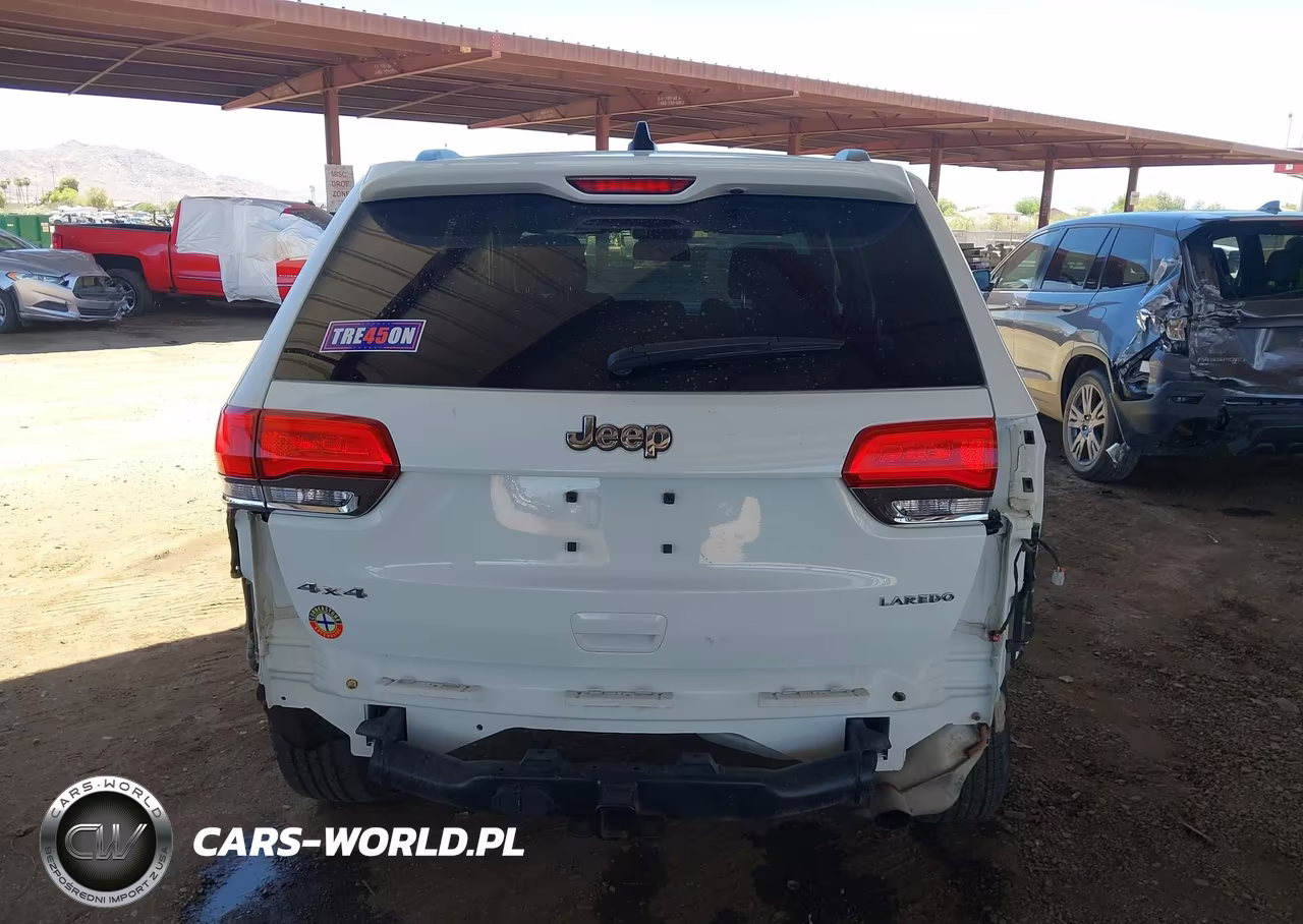 2016 Jeep Grand Cherokee Laredo VIN:1C4RJFAG3GC384982 - 17
