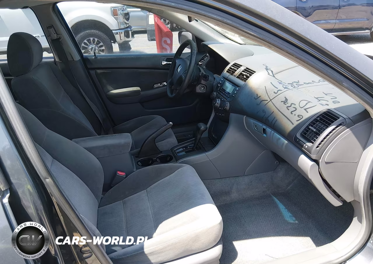 2005 Honda Accord 2.4 Lx VIN:1HGCM56425A137324 - 5