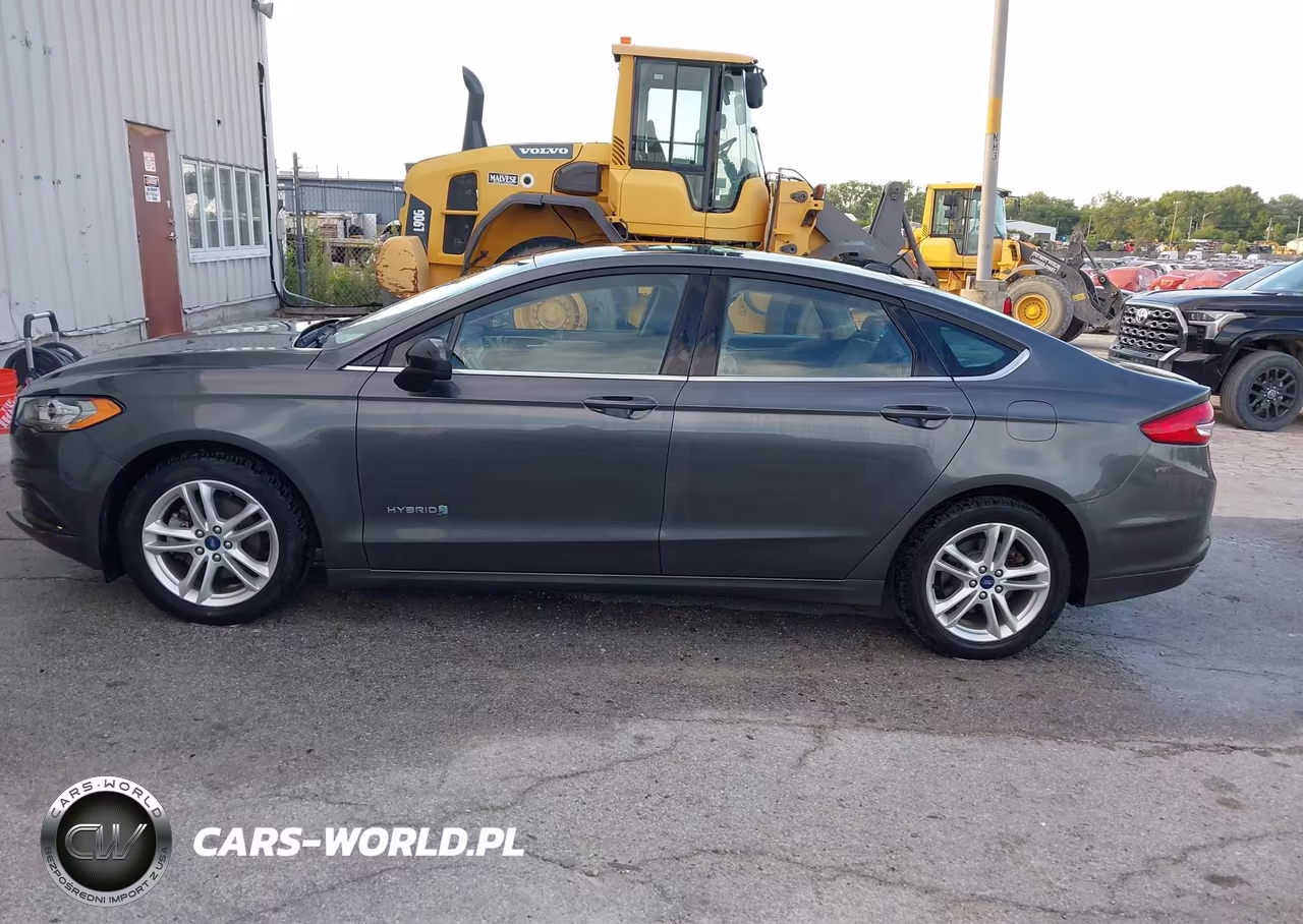 2018 Ford Fusion Hybrid S VIN:3FA6P0UU6JR279111 - 17