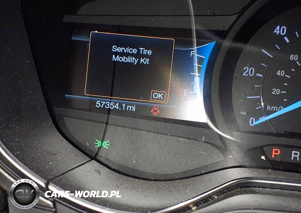 2018 Ford Fusion Hybrid S VIN:3FA6P0UU6JR279111 - 18