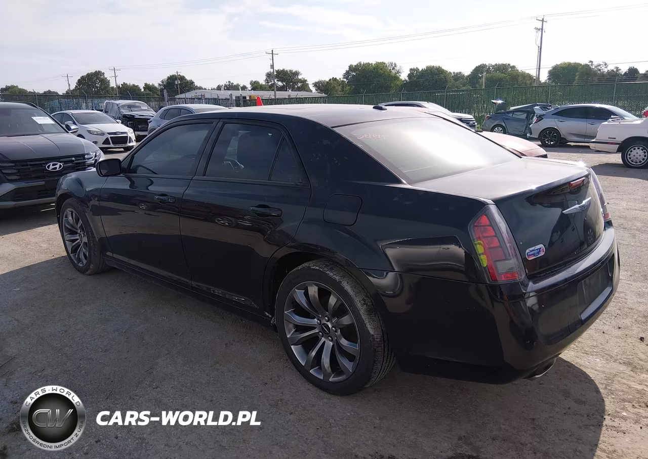 2014 Chrysler 300 300S VIN:2C3CCABG7EH273142 - 3