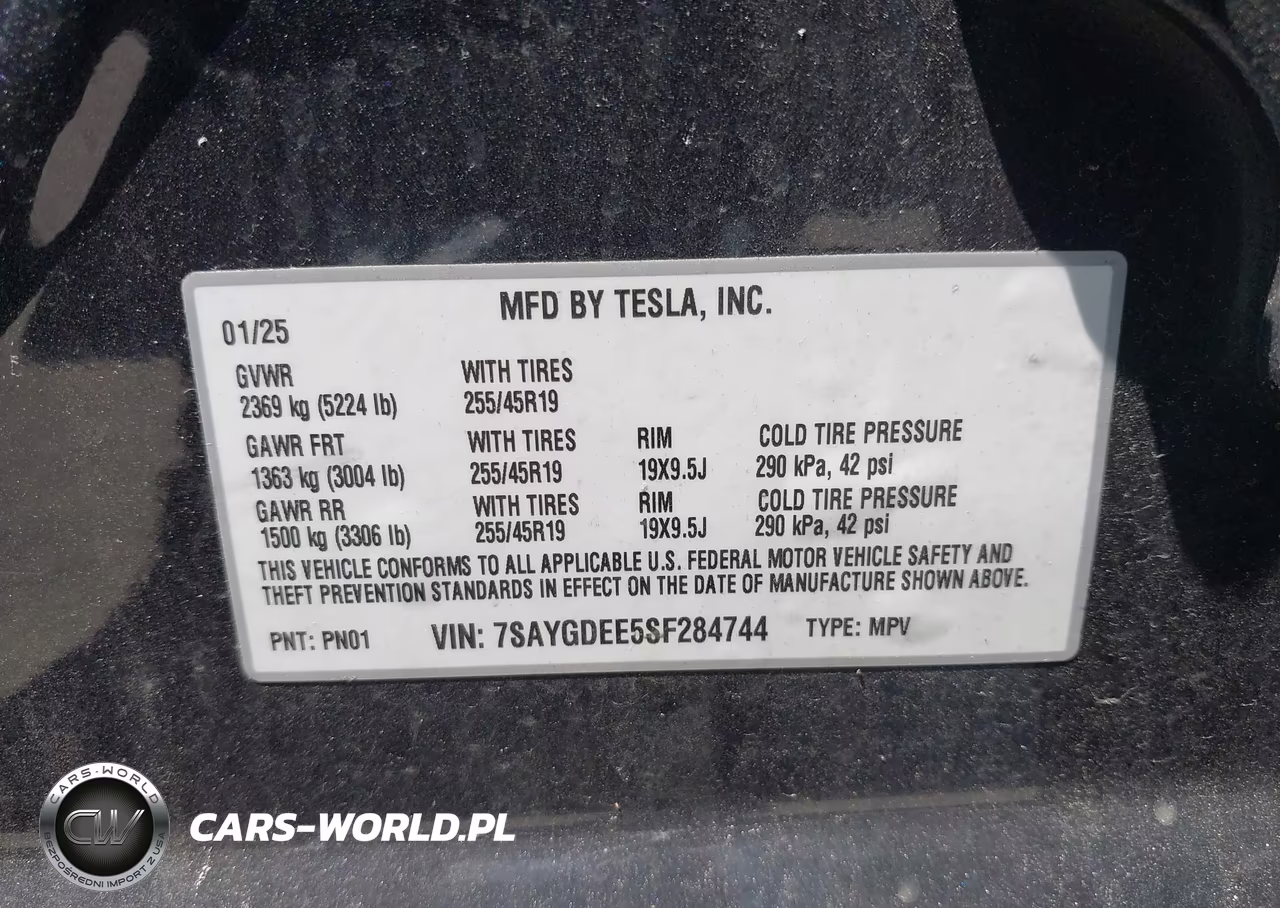 2025 Tesla Model Y Long Range Dual Motor All-Wheel Drive VIN:7SAYGDEE5SF284744 - 9