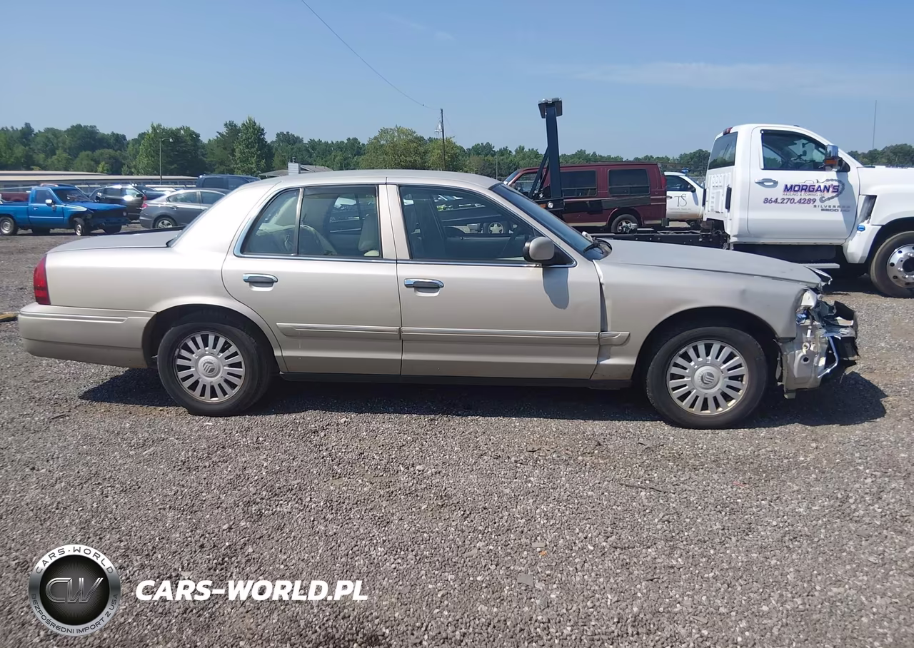 2007 Mercury Grand Marquis Ls VIN:2MEFM75V87X640270 - 13
