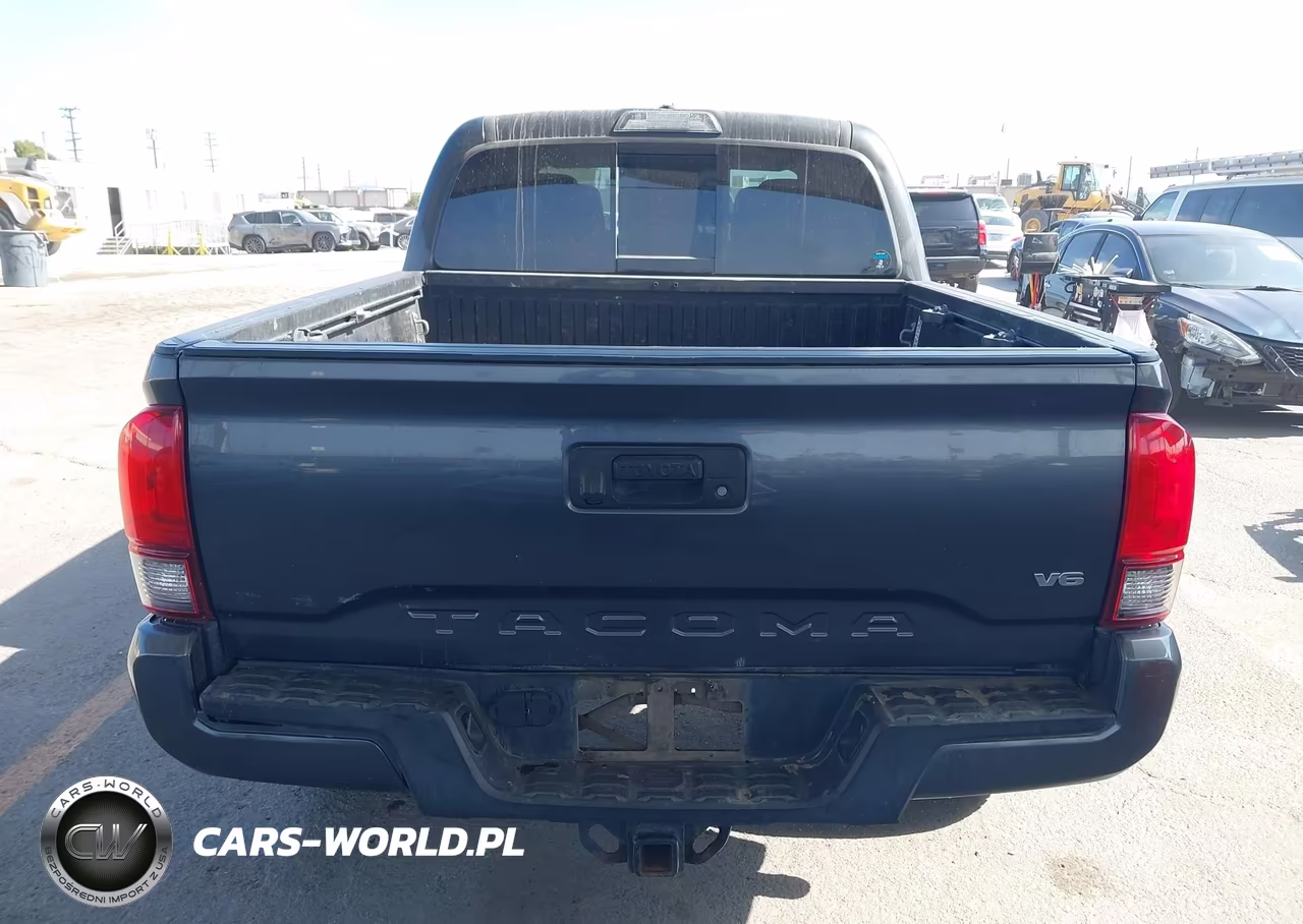 2018 Toyota Tacoma Trd Sport VIN:3TMCZ5AN8JM175475 - 16