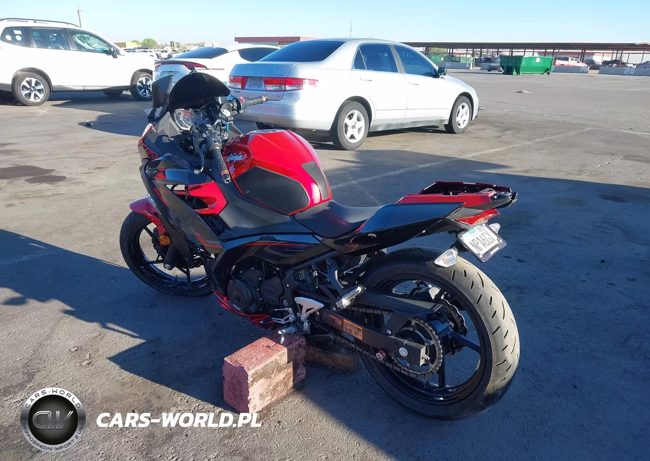 2019 Kawasaki Ex400 VIN:JKAEXKG17KDA31427 - 3