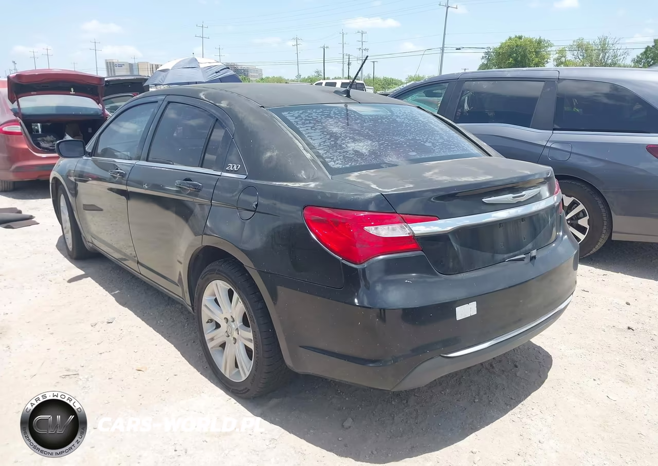 2013 Chrysler 200 Touring VIN:1C3CCBBB9DN542015 - 3