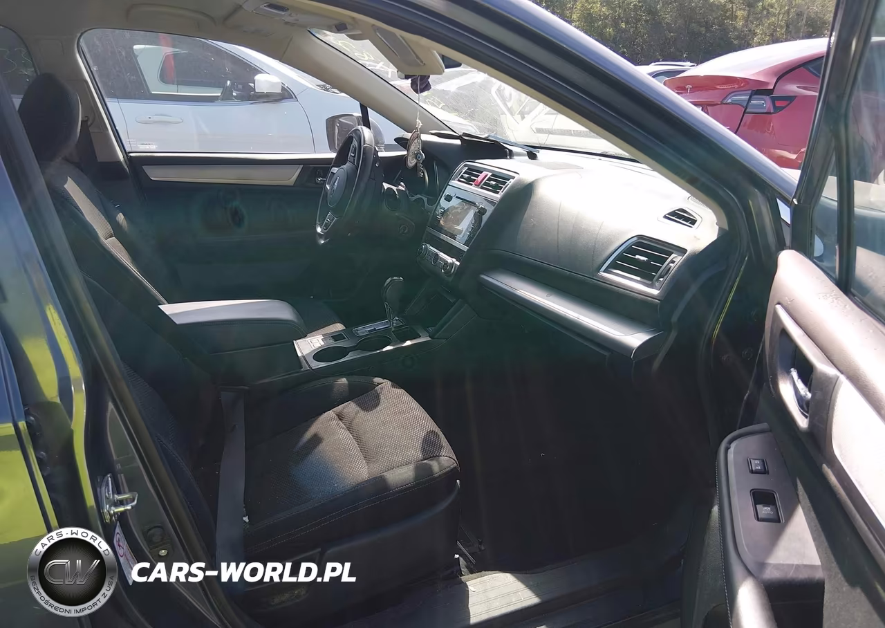 2017 Subaru Outback 2.5I Premium VIN:4S4BSAFC1H3328091 - 5
