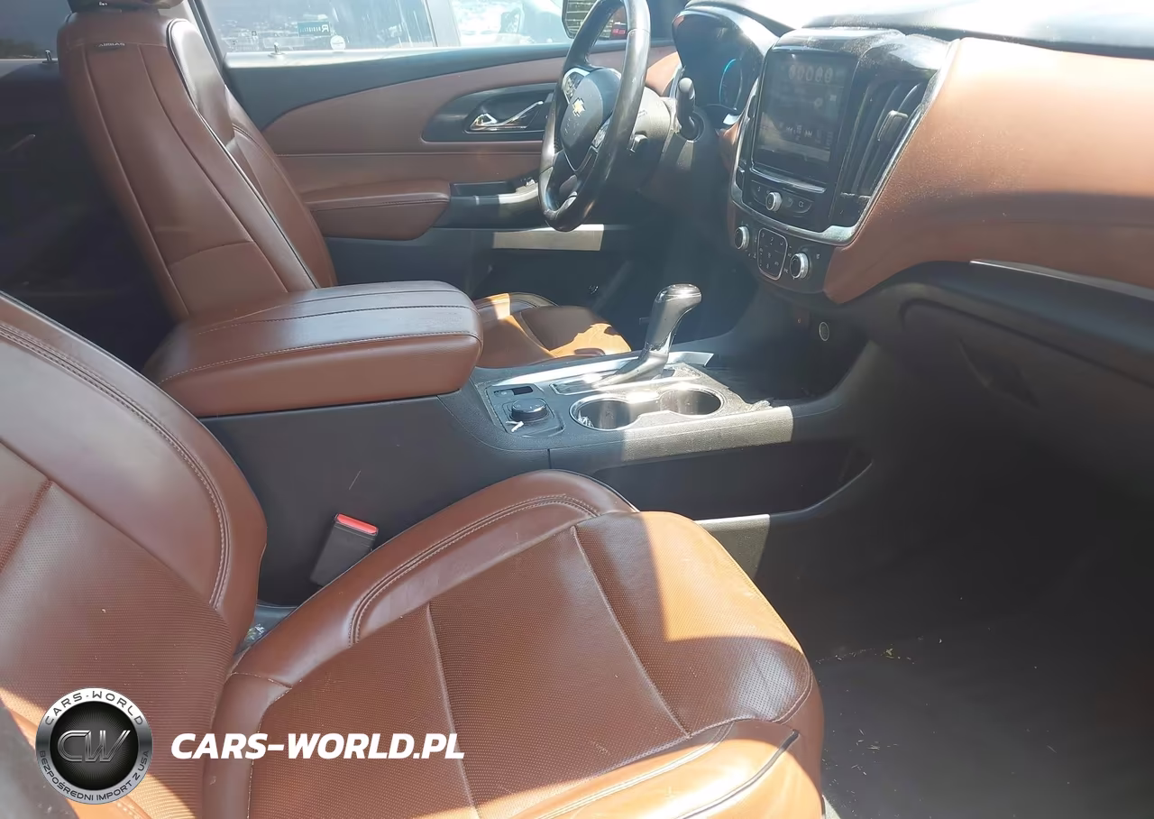 2018 Chevrolet Traverse High Country VIN:1GNEVKKW2JJ111303 - 5