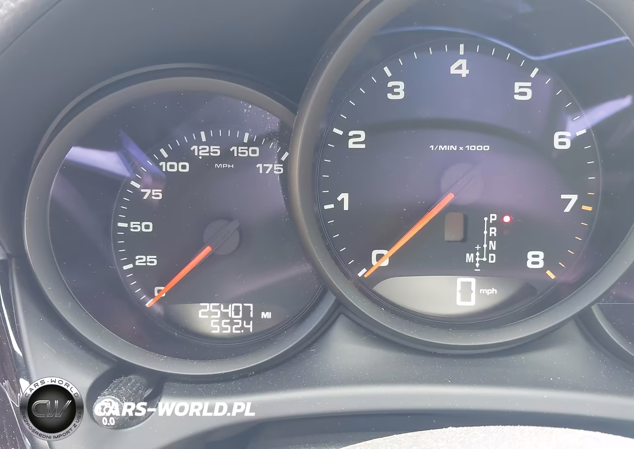2020 Porsche Macan VIN:WP1AA2A58LLB00467 - 15