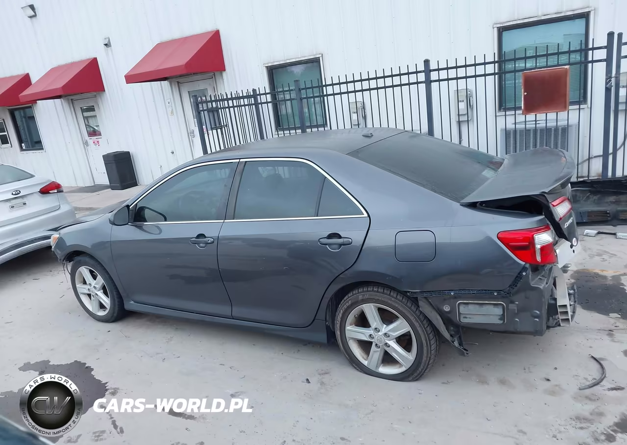 2013 Toyota Camry Se VIN:4T1BF1FK4DU216174 - 15